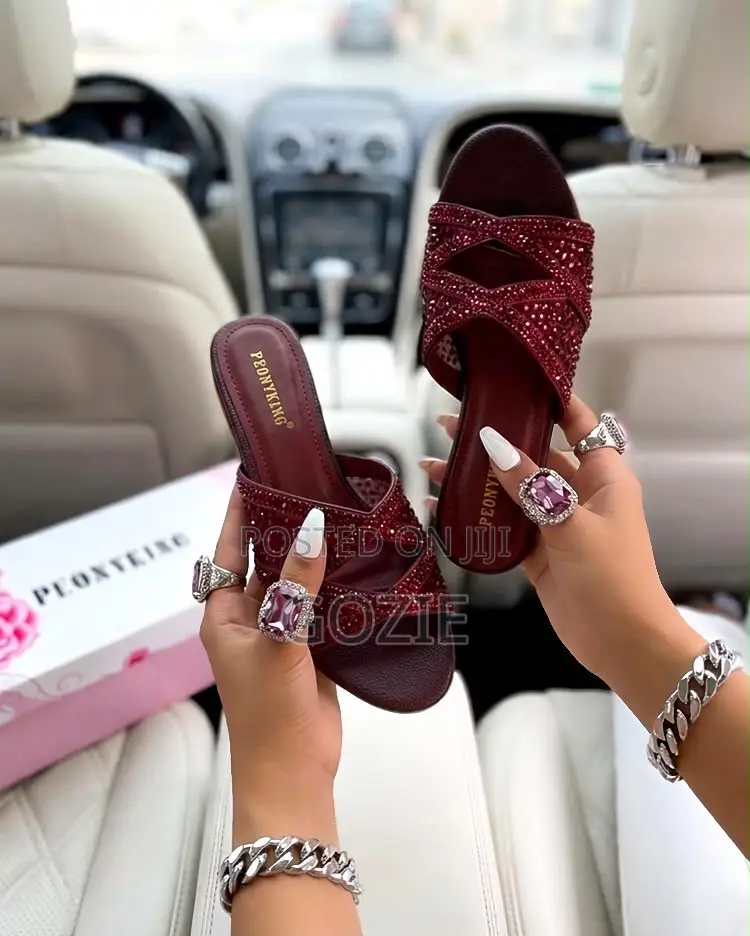 Stylish Flat Slippers With Stone Designs