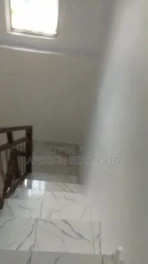 2bdrm Duplex in Majesty Estate, New Layout for rent
