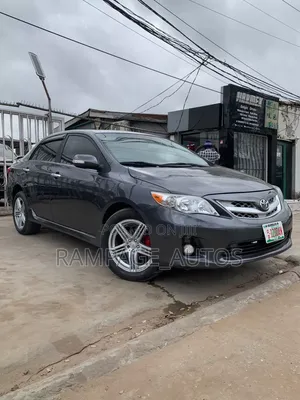 Toyota Corolla 2009 Gray
