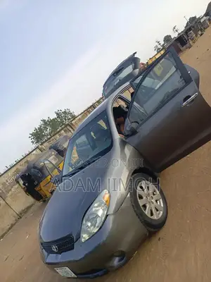 Toyota Matrix 2006 Gray
