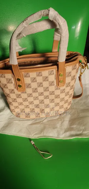Cutest Hand Bags for Ladies