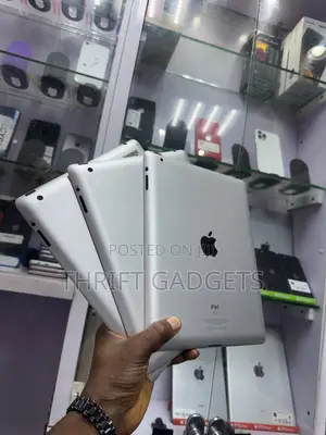 Apple iPad 2 Wi-Fi 16 GB Silver