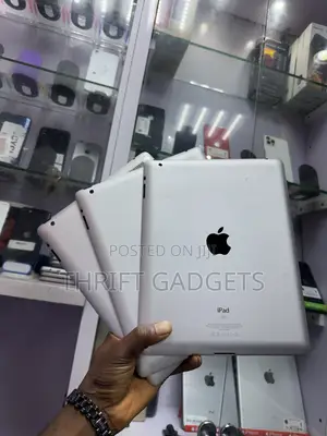Apple iPad 2 Wi-Fi 16 GB Silver