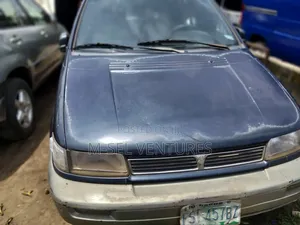 Mitsubishi SpaceWagon 2002 Blue