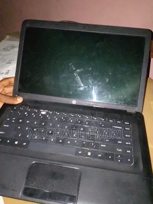Laptop HP Compaq Presario M2000 4GB Intel Core i3 SSD 256GB