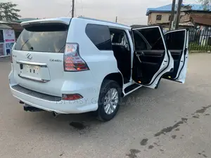 Lexus GX 460 Luxury 2017 White