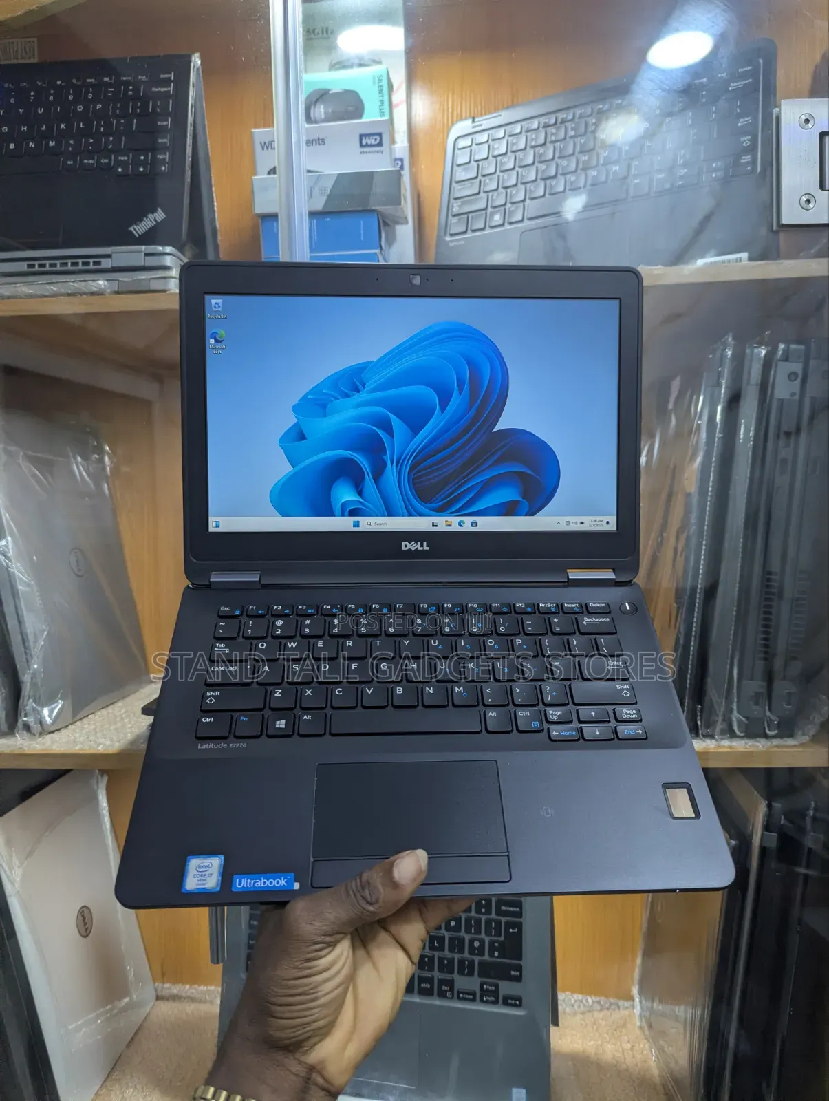 Laptop Dell Latitude E7270 8GB Intel Core i7 SSD 256GB