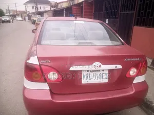 Toyota Corolla 2004 Red