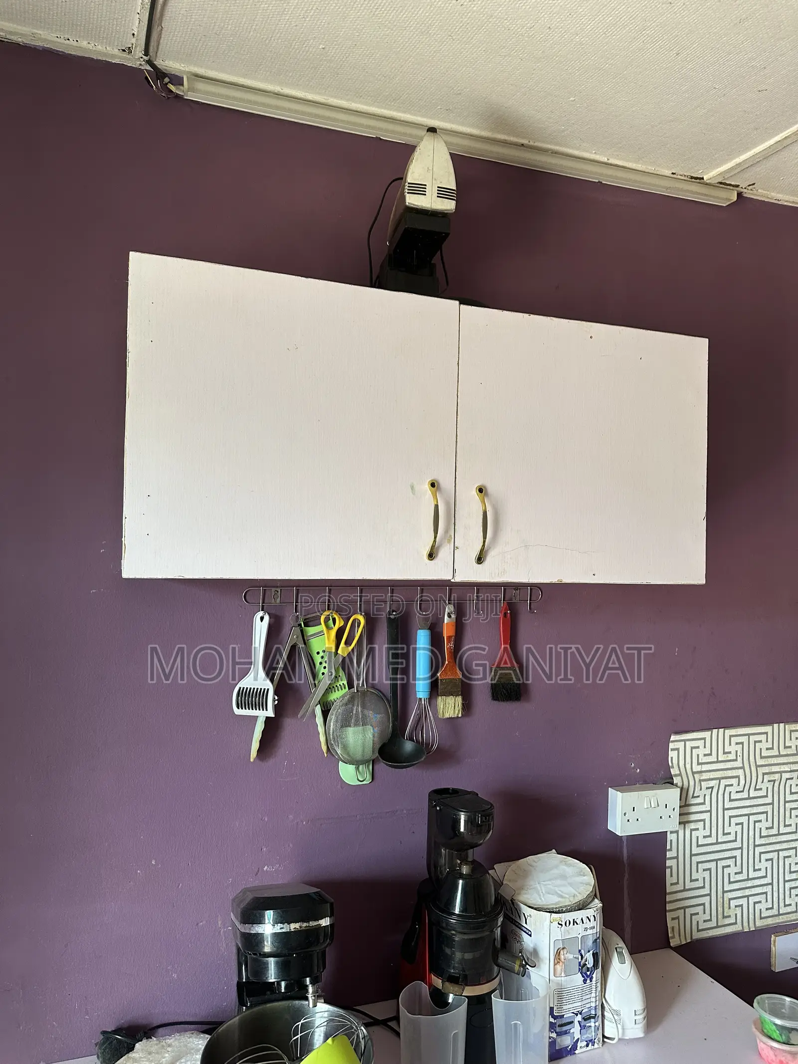 Kitchen Cabinet