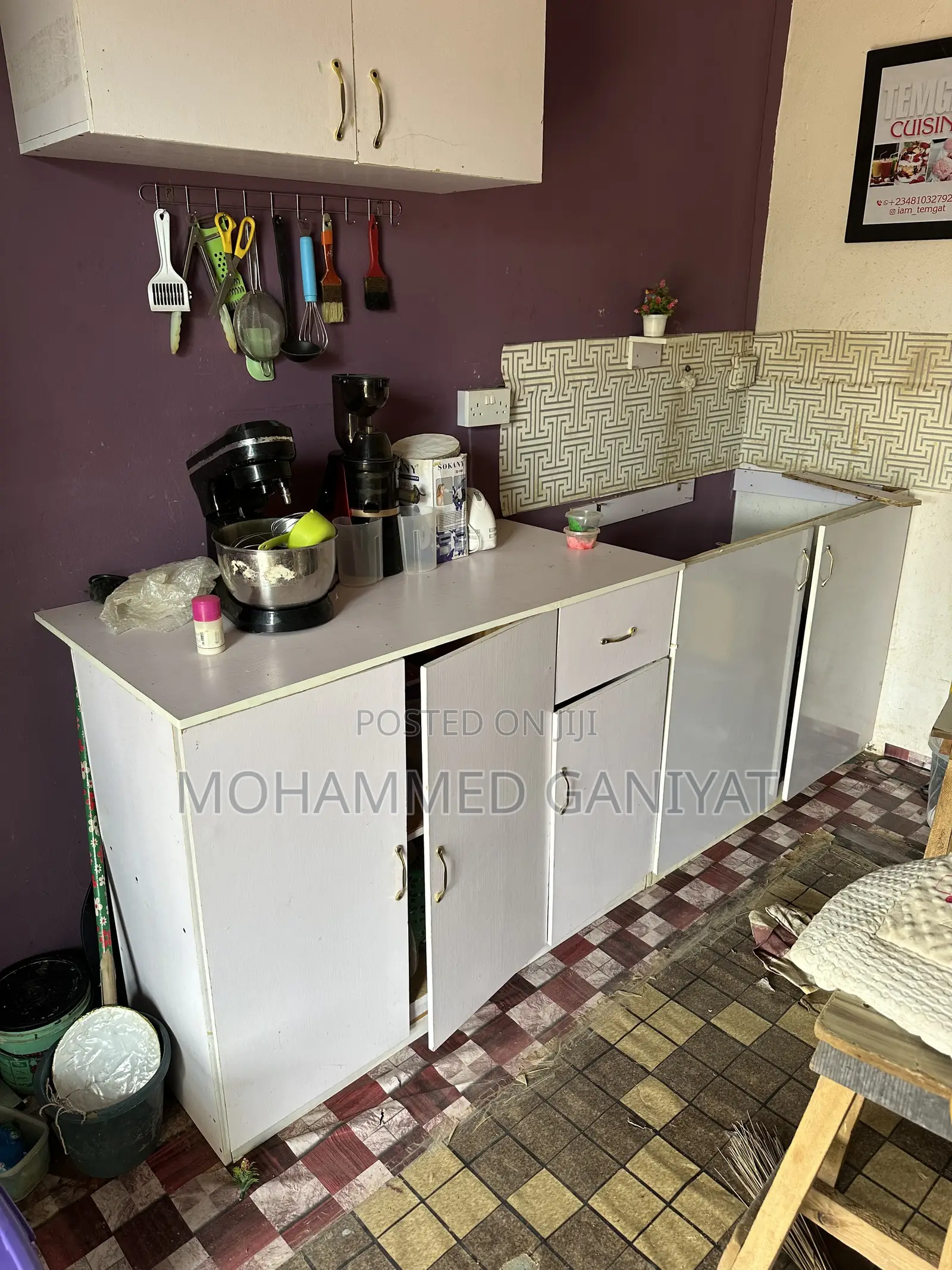 Kitchen Cabinet