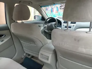 Toyota Camry 2010 Ivory