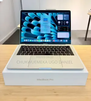Laptop Apple MacBook Pro 2018 16GB Intel Core i7 SSD 512GB