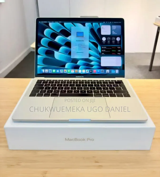 Laptop Apple MacBook Pro 2018 16GB Intel Core i7 SSD 512GB