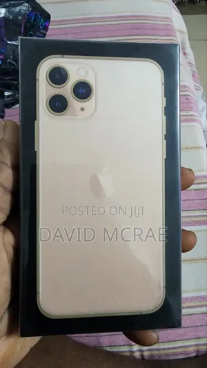 New Apple iPhone 11 Pro 512 GB Gold