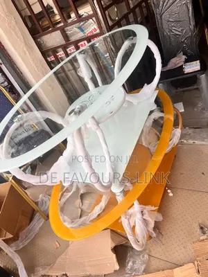 Oval Glass Center