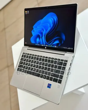 Laptop HP ProBook 440 G8 16GB Intel Core i7 SSD 512GB