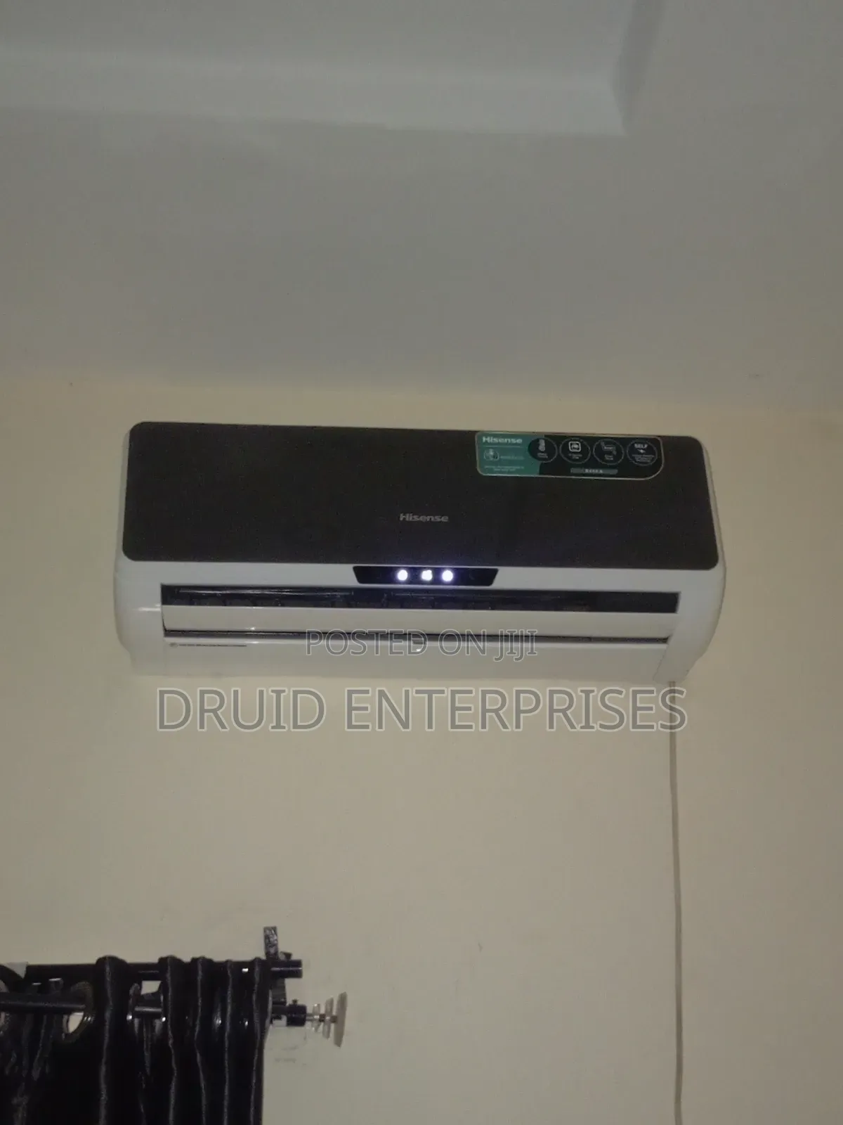 1.5 Horse Power Mirror Black Hisense AC