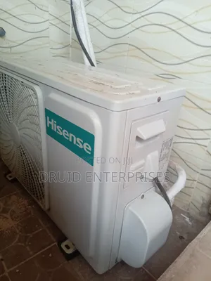 1.5 Horse Power Mirror Black Hisense AC