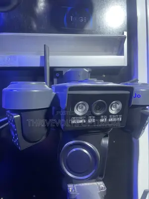 4 Lens Solar Powered Surveillance Cameras