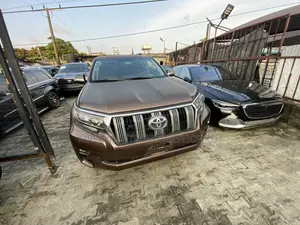 Toyota Land Cruiser Prado 2.7 i 2013 Brown