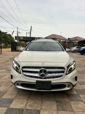 Mercedes-Benz GLA 250 2017 White