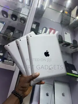 Apple iPad 4 Wi-Fi 16 GB Silver