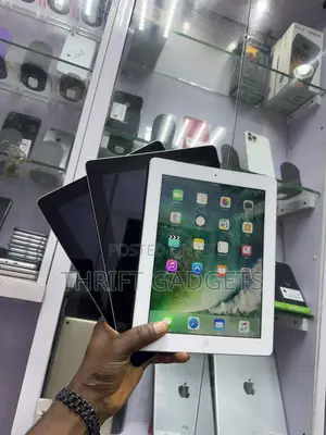 Apple iPad 4 Wi-Fi 16 GB Silver