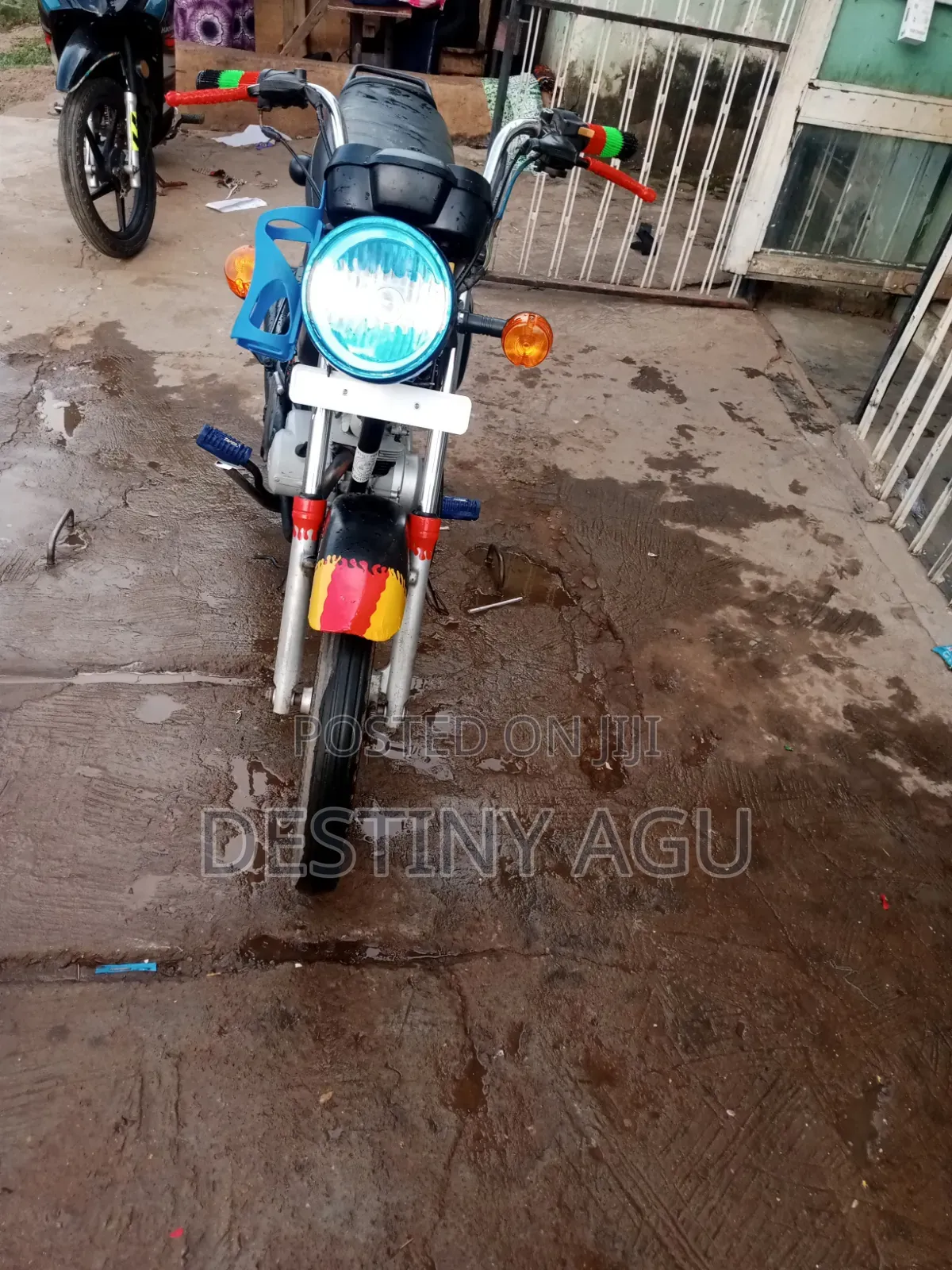 TVS HLX Plus ES 2022 Black