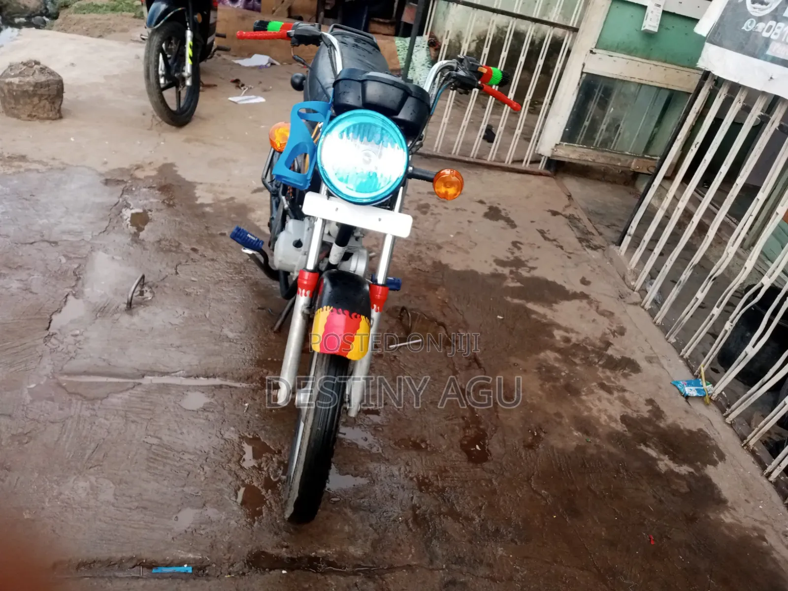 TVS HLX Plus ES 2022 Black