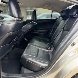 Lexus ES 350 FWD 2019 Gold