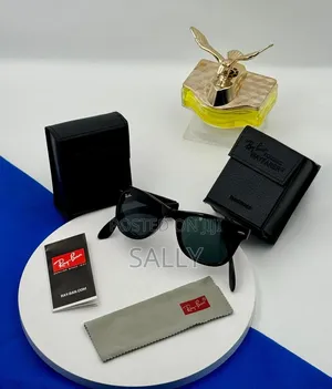 Original Ray-Ban Wayfarer Glasses