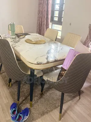 6 Seater Marble Dinning Table