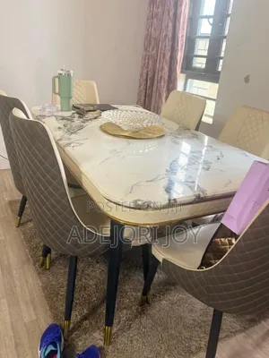 6 Seater Marble Dinning Table