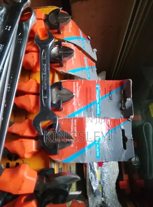Diagonal Cutting Pliers