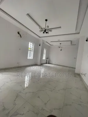 6bdrm Duplex in Shelter Afrique, Uyo for rent