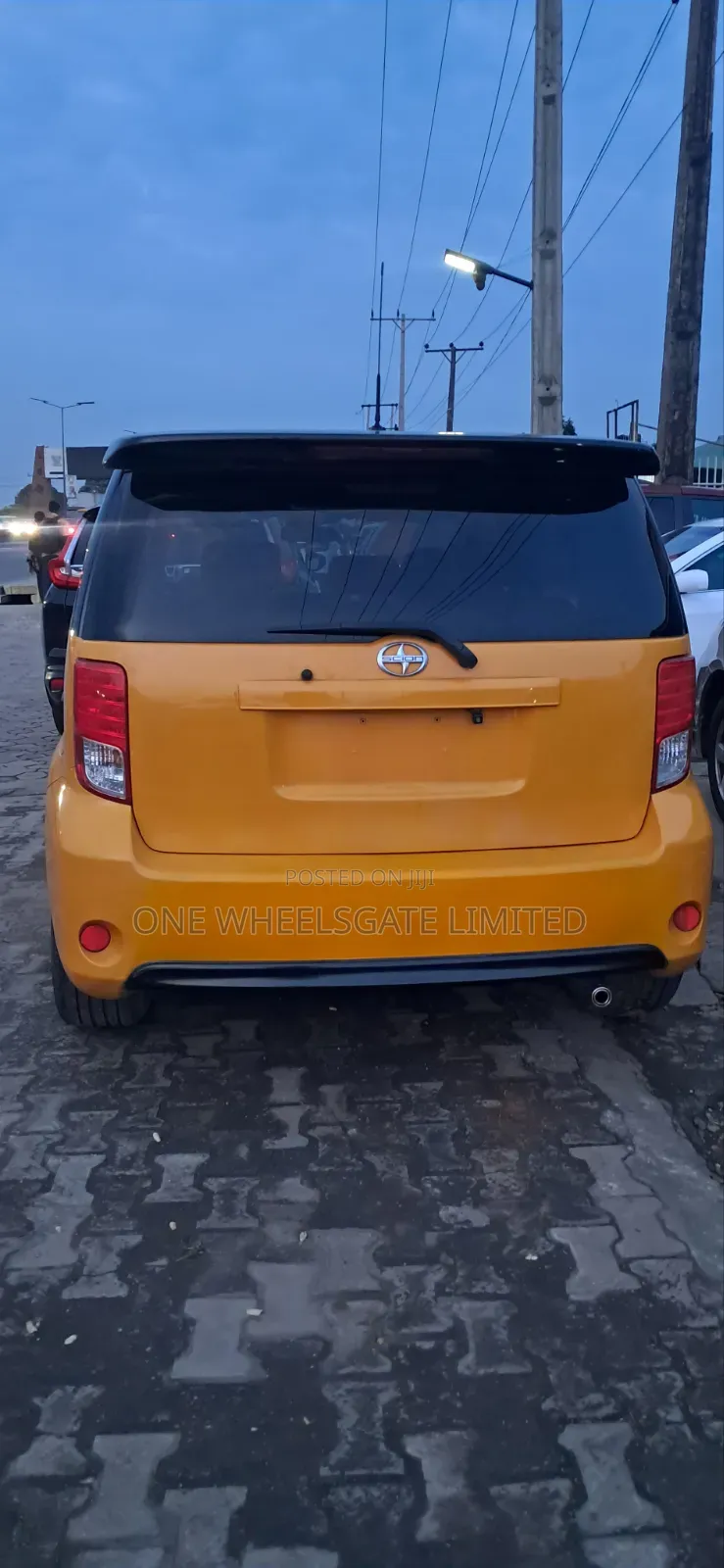 Scion xB 2014 Orange