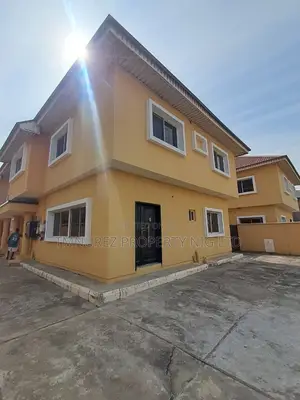 2bdrm Block of Flats in Agungi for rent