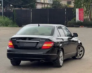 Mercedes-Benz C300 Luxury Sedan AWD (3.0L 6cyl 7A) 2008 Black