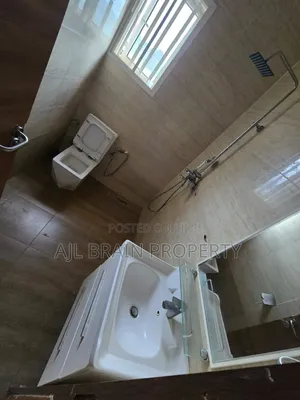 4bdrm Duplex in Apo for rent
