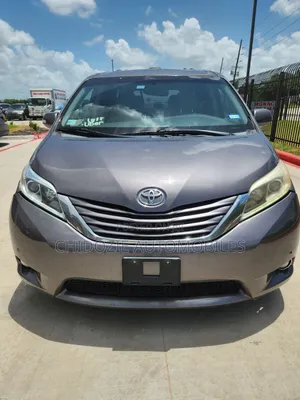 Toyota Sienna 2015 Gray