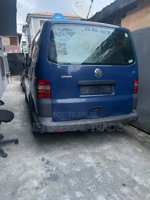 Volkswagen Transporter 2006 Blue