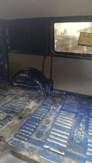 Volkswagen Transporter 2006 Blue