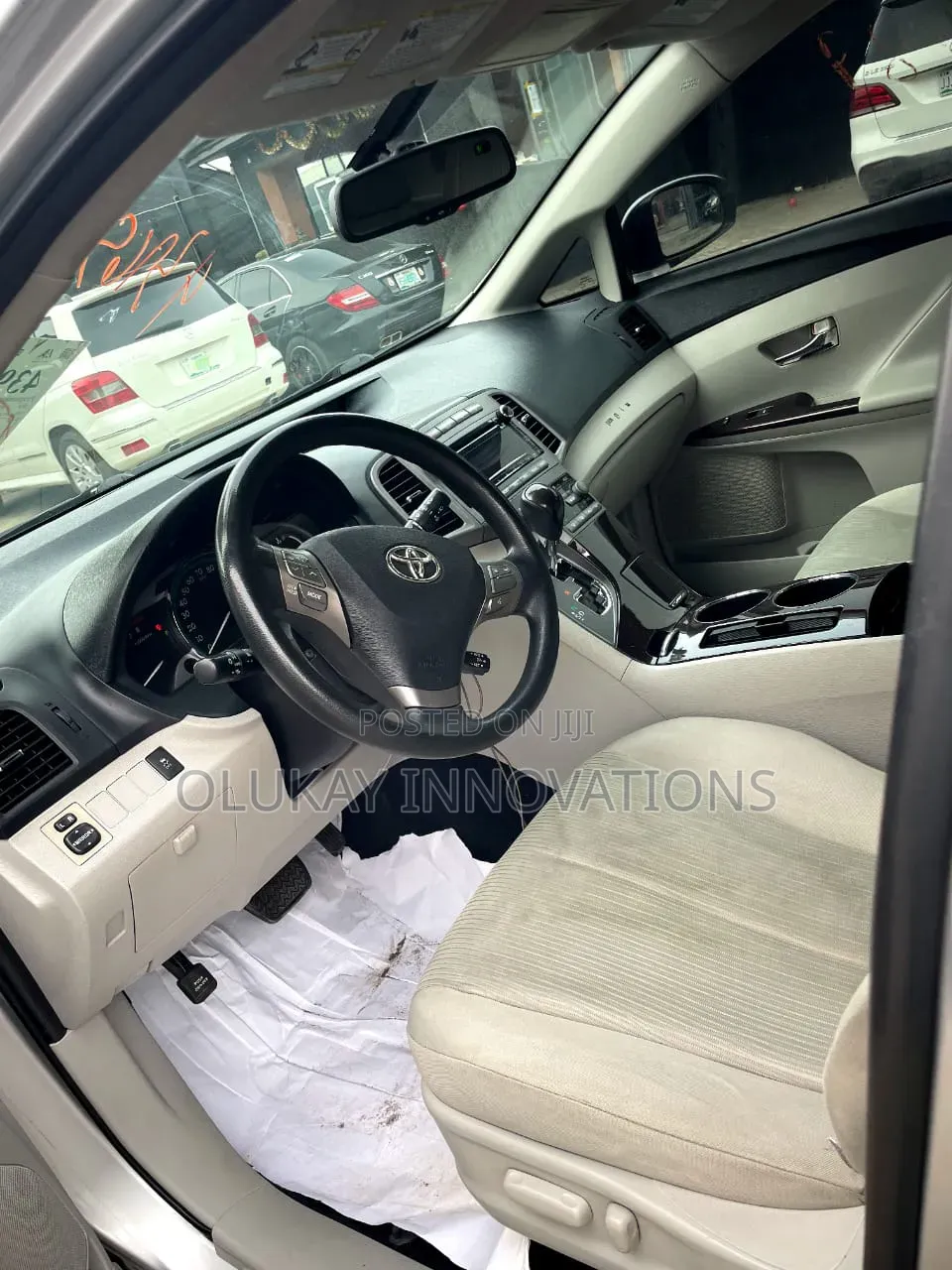 Toyota Venza 2010 Silver