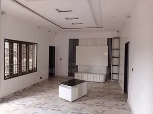 3bdrm Townhouse / Terrace in Sabon Lugbe for rent