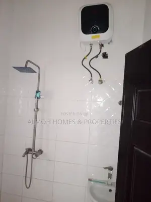 3bdrm Townhouse / Terrace in Sabon Lugbe for rent