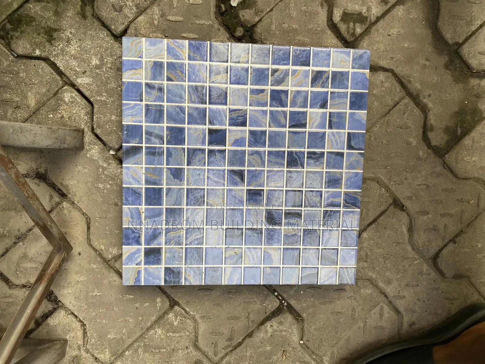 33×33 Spanish Swimming Pool Tiles