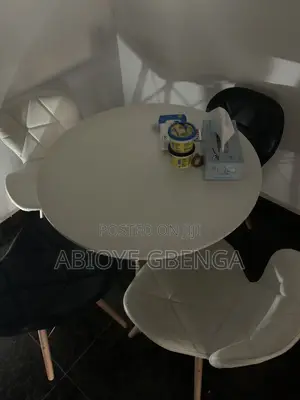 4 Seater Dining Set
