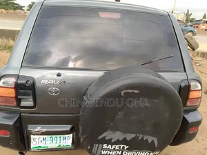 Toyota RAV4 2002 Gray