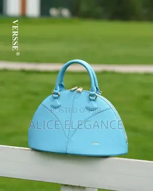 Versse Medium Size Handbag
