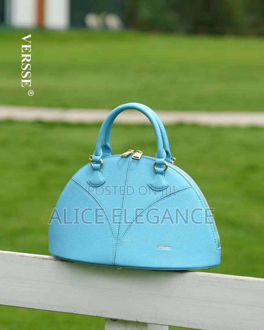 Versse Medium Size Handbag